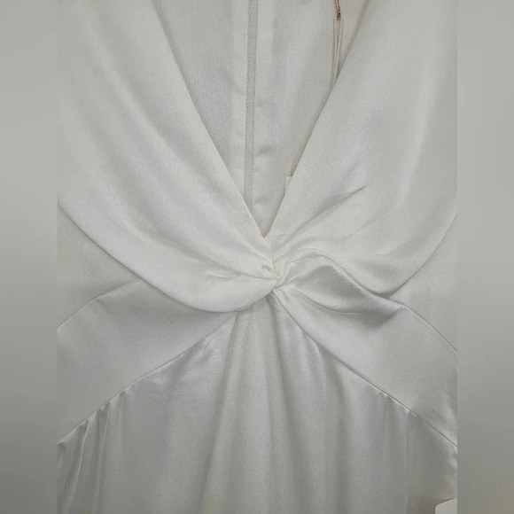 NWT Show me your MuMu Best Day Wedding Ivory Luxe Satin Rome Twist Gown - Picture 10 of 14